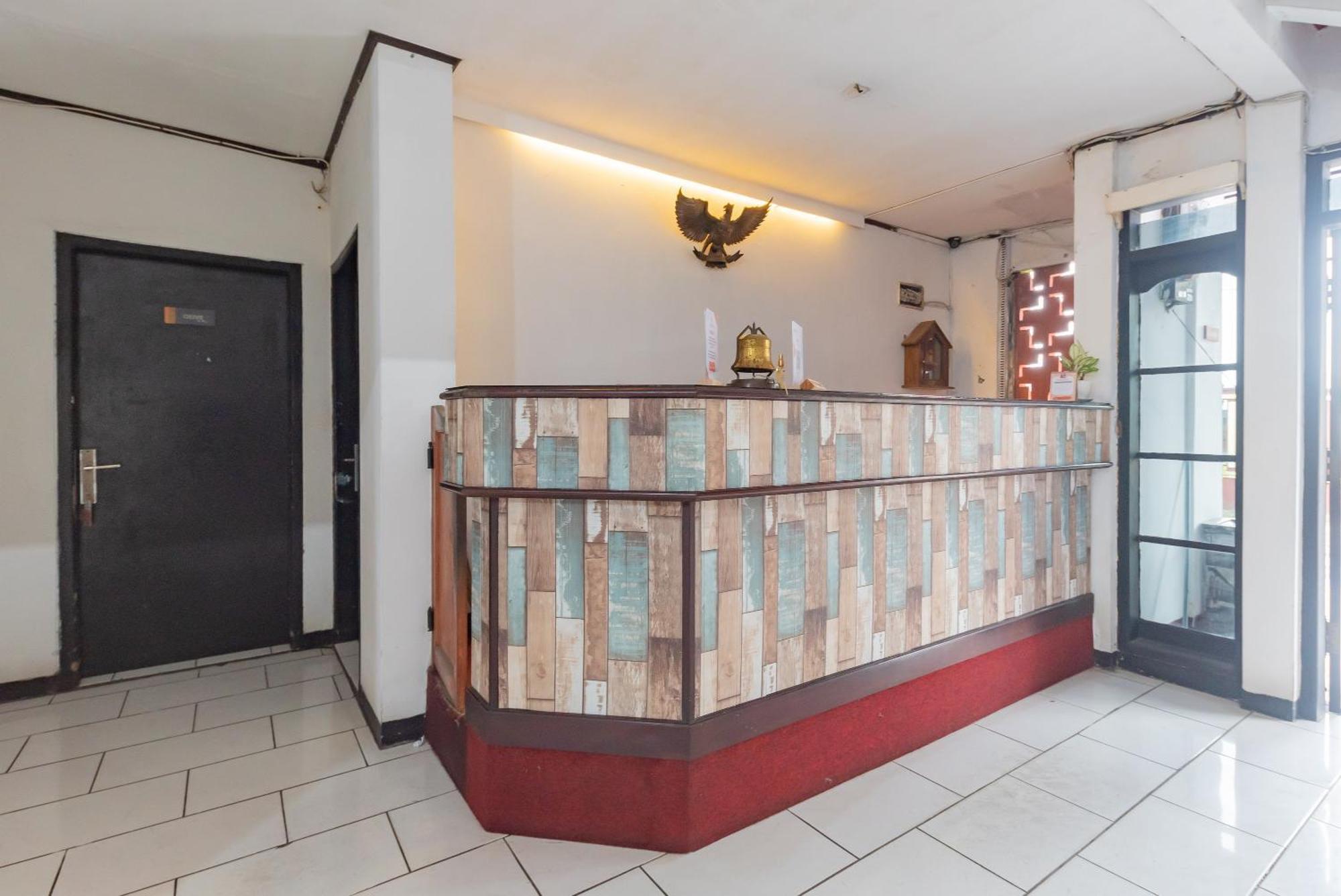 Reddoorz Near Taman Kota Lapang Merdeka Sukabumi Dış mekan fotoğraf